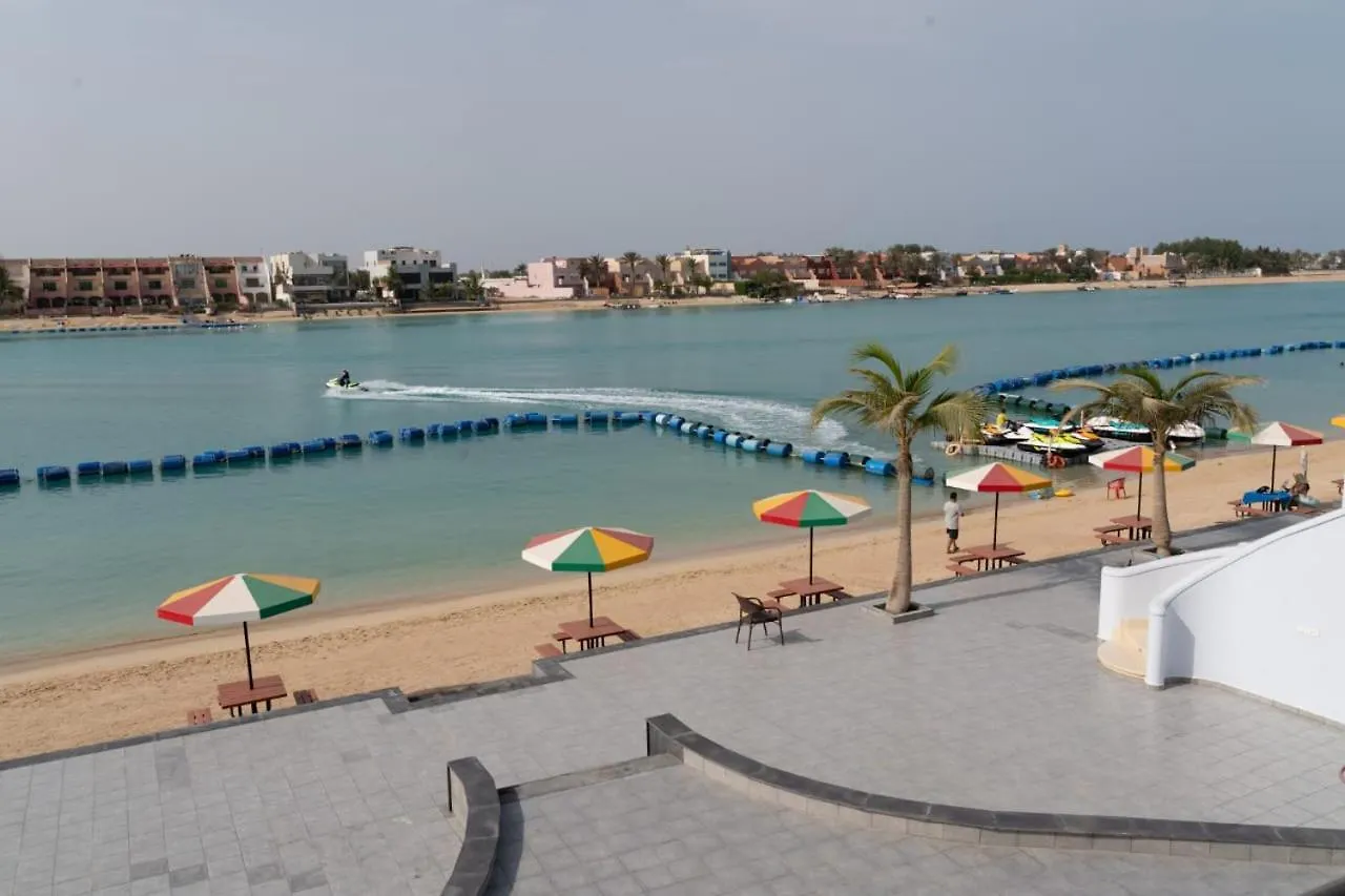 *** منتزه العطل فندق مجمع لاقون السكني - للعائلات فقط جدة المملكة العربية السعودية