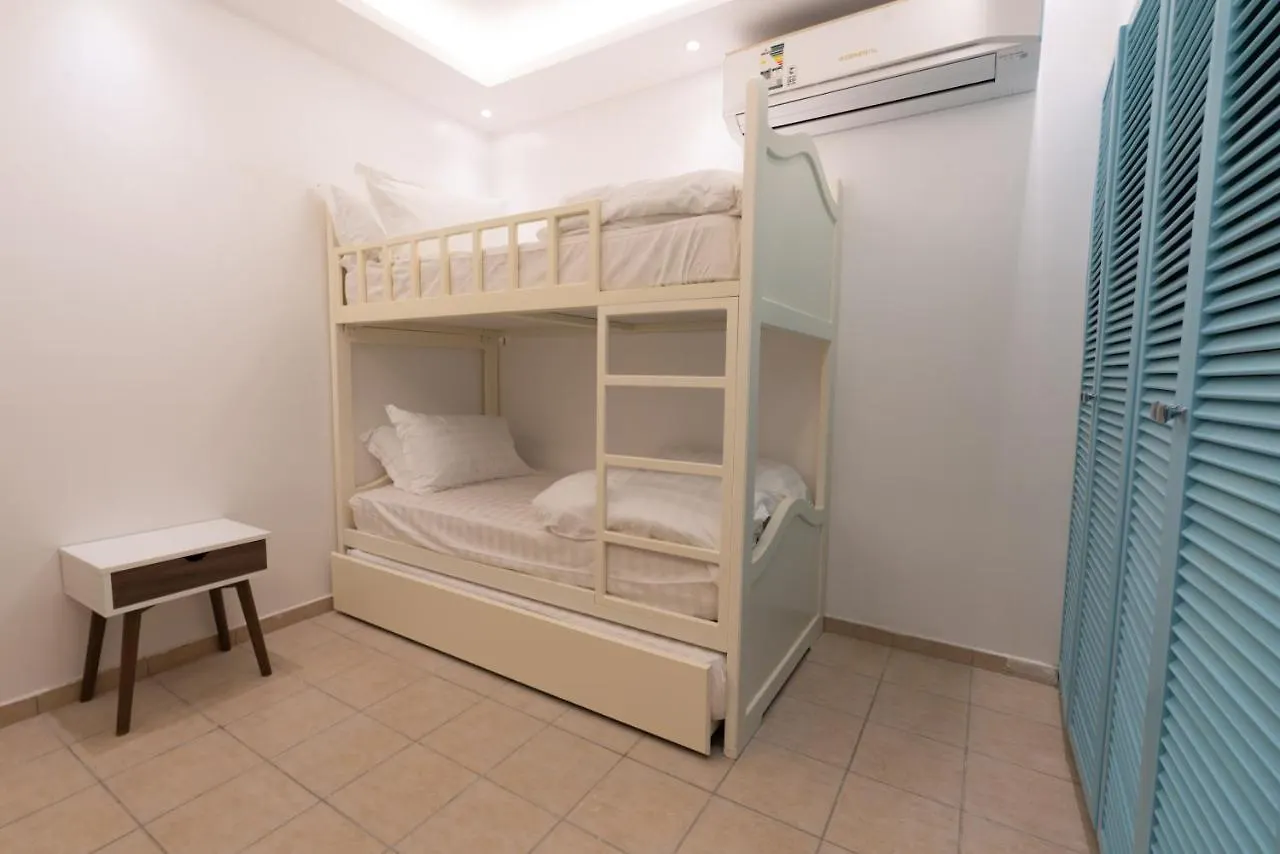 Hotel مجمع لاقون السكني - للعائلات فقط Džidda 3*,