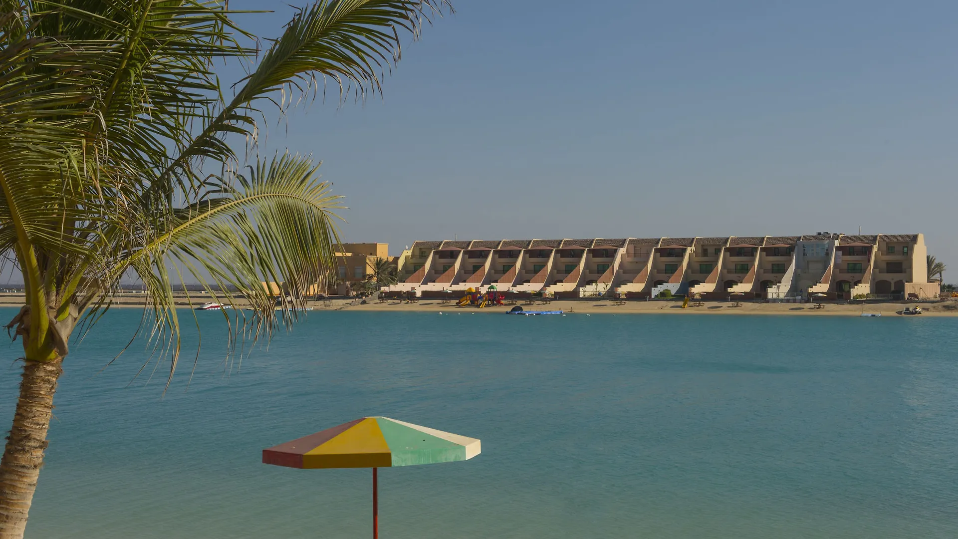 فندق مجمع لاقون السكني - للعائلات فقط جدة 3*,